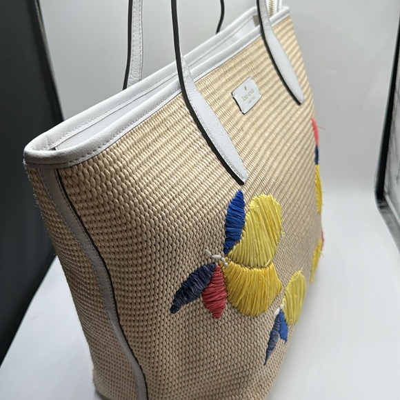 Kate Spade Tote - Picture 4 of 6